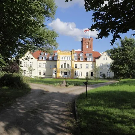 Schloss Lelkendorf, Fewo Gross Gievitz Exterior photo