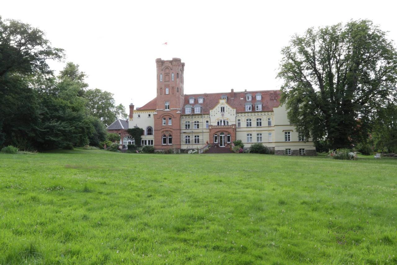 Schloss Lelkendorf, Gross Gievitz Apartment *